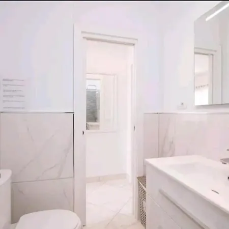 Canarias 2 Bedroom Apartment